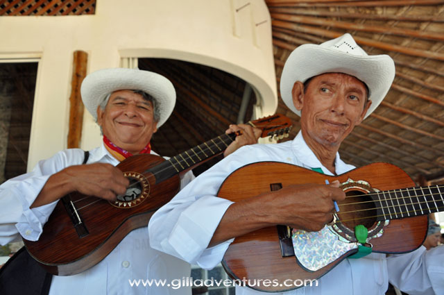 puerto morelos minstrels
